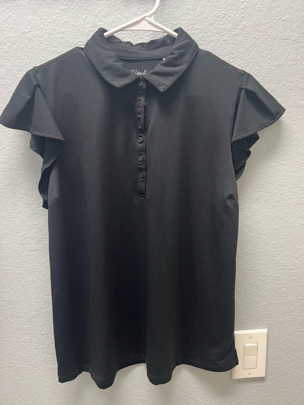 Walter Hagen Black Button-Front Ruffle Sleeve Polo